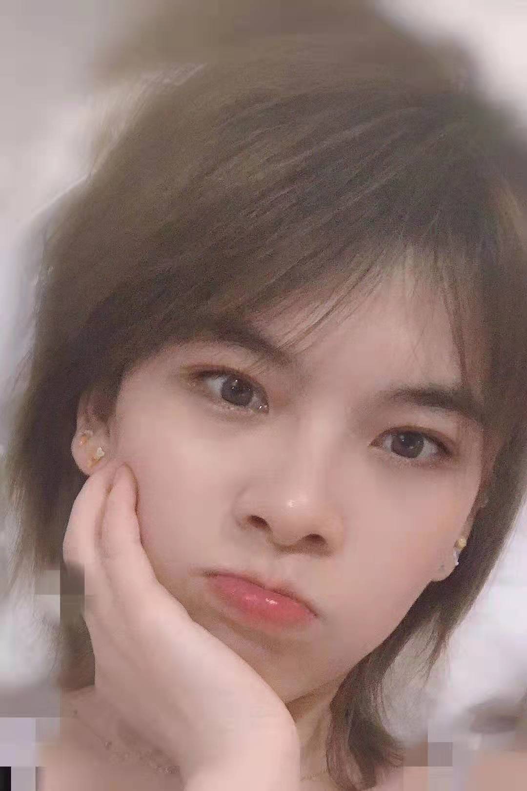 性价比超高长腿马甲线可爱妹子